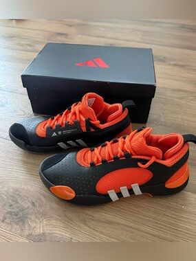 adidas D.O.N. Issue 5 Men's Size 9 Basketball Shoes Black Orange Halloween